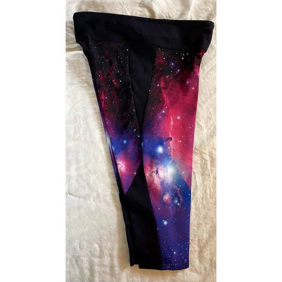 BlackMilk Galaxy Combat Crop Leggings | Horse Head Nebula Print, BNWT, Size M - Picture 3 of 12